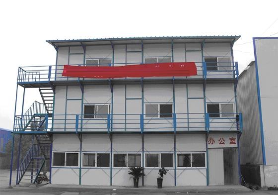 安装一体的崭新三层活动房